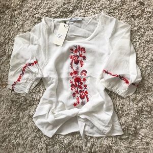 Embroidered Top 🌼